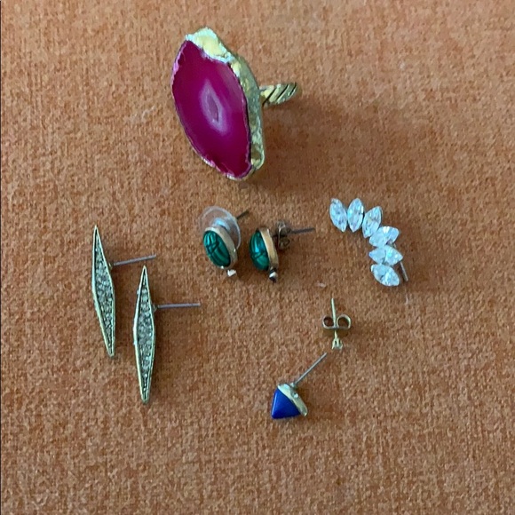 BUNDLE: stud earrings and ring! - Picture 1 of 6